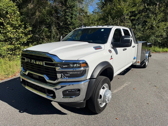 New 2026 RAM 5500 Tradesman image 2