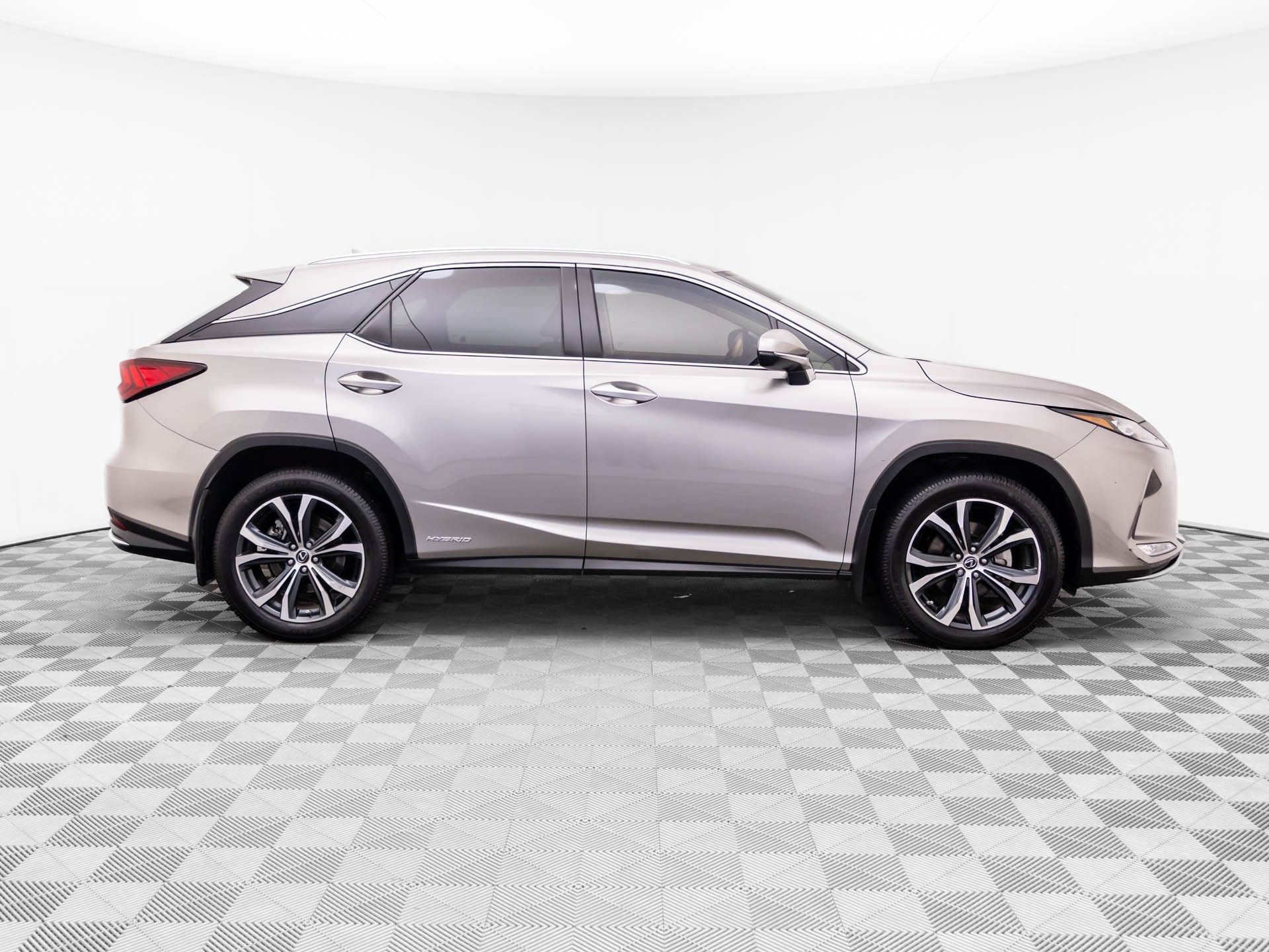 Used 2022 Lexus RX 450h AWD w/ Premium Package image 6