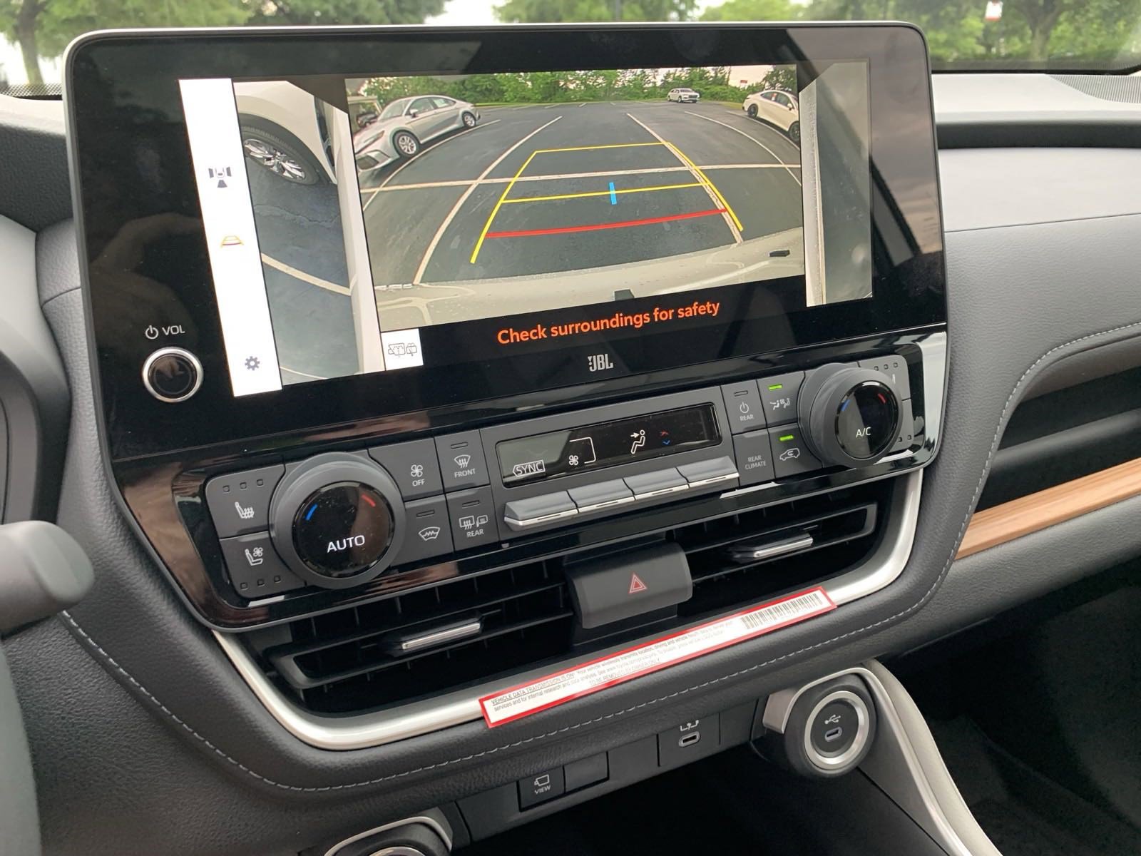 New 2024 Toyota Grand Highlander Limited image 15