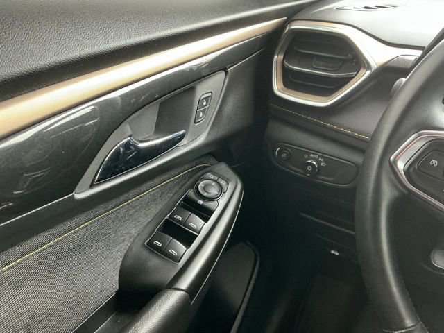 Used 2024 Chevrolet TrailBlazer ACTIV w/ Driver Confidence Package image 24
