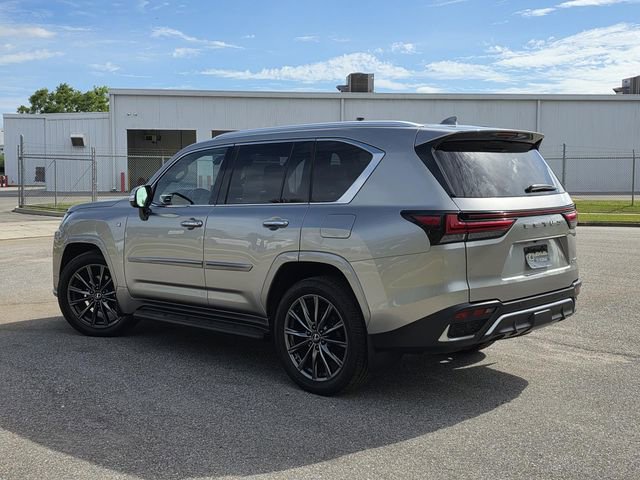 Used 2024 Lexus LX 600 F Sport AWD/4WD image 4