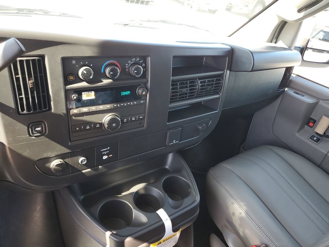 New 2026 GMC Savana 2500 Extended RWD image 25