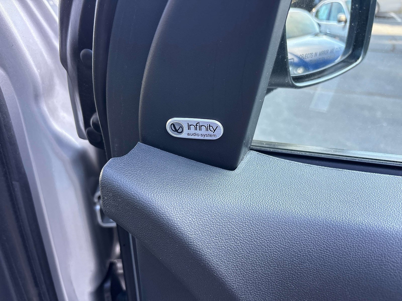 Used 2009 Dodge Journey R/T w/ Rear Seat Video Group FWD image 19