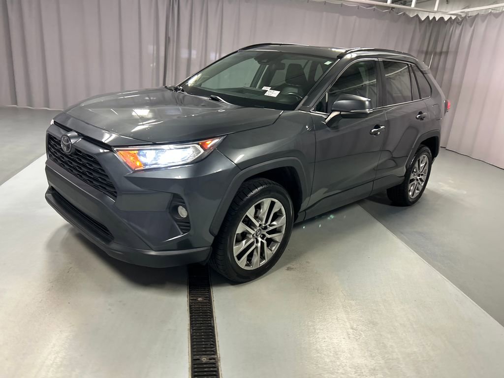 Used 2019 Toyota RAV4 XLE Premium w/ Cold Weather Package video 3
