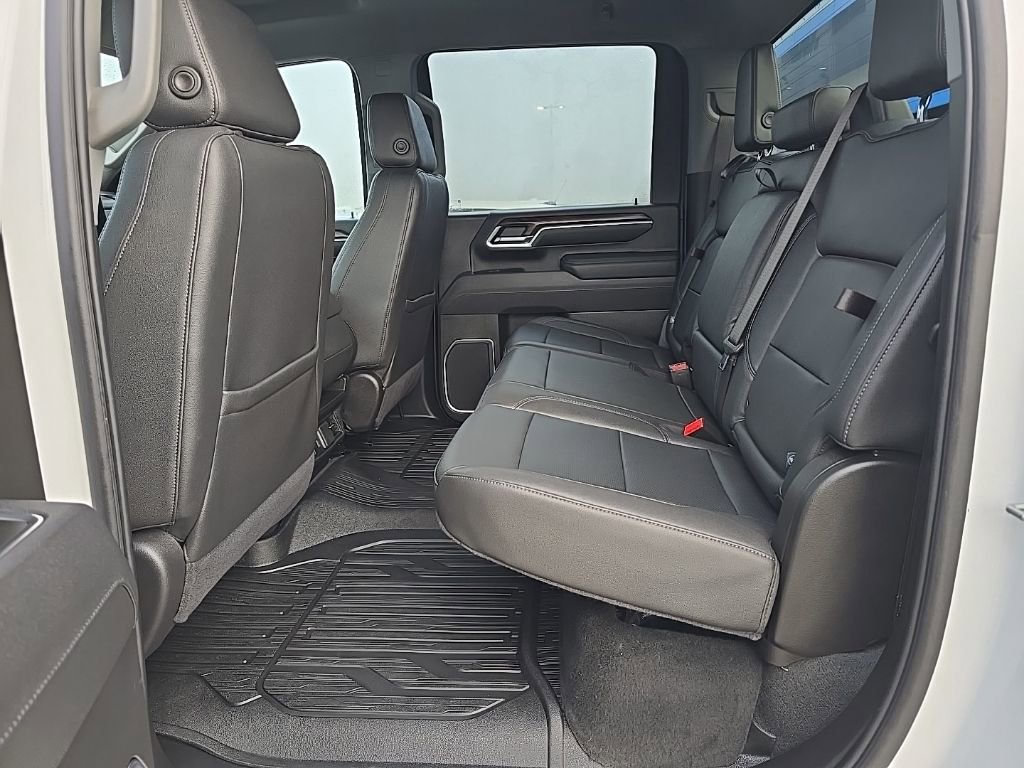 Used 2025 GMC Sierra 3500 SLT w/ X31 Off-Road Package image 27