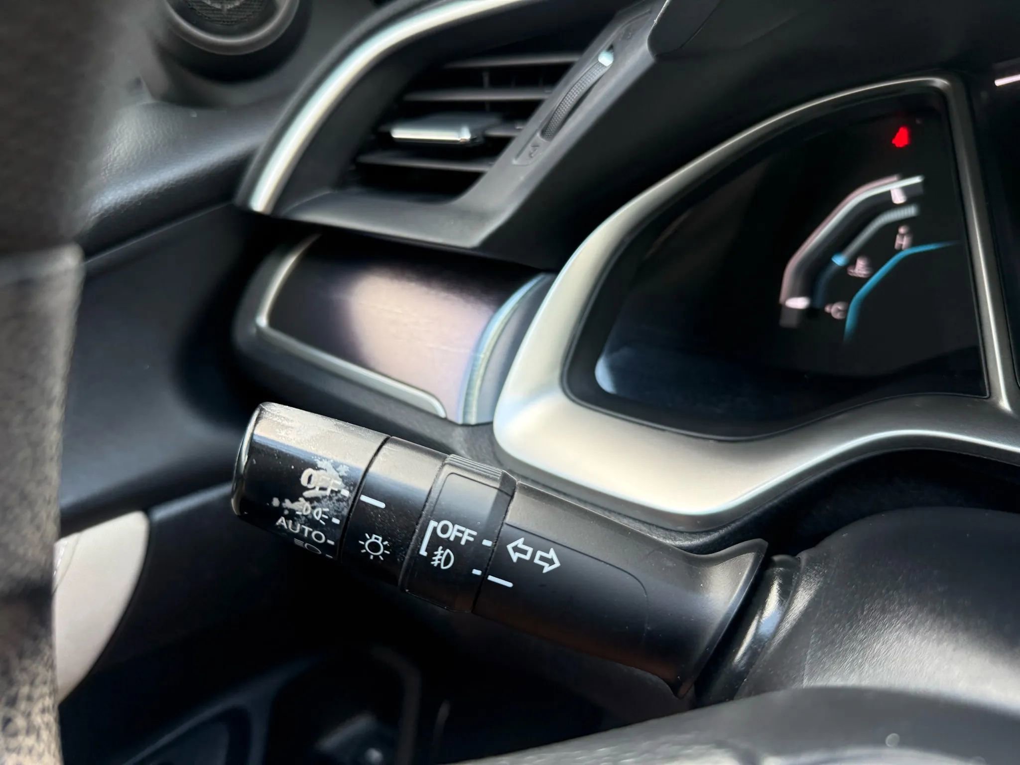 Used 2017 Honda Civic EX-T image 39