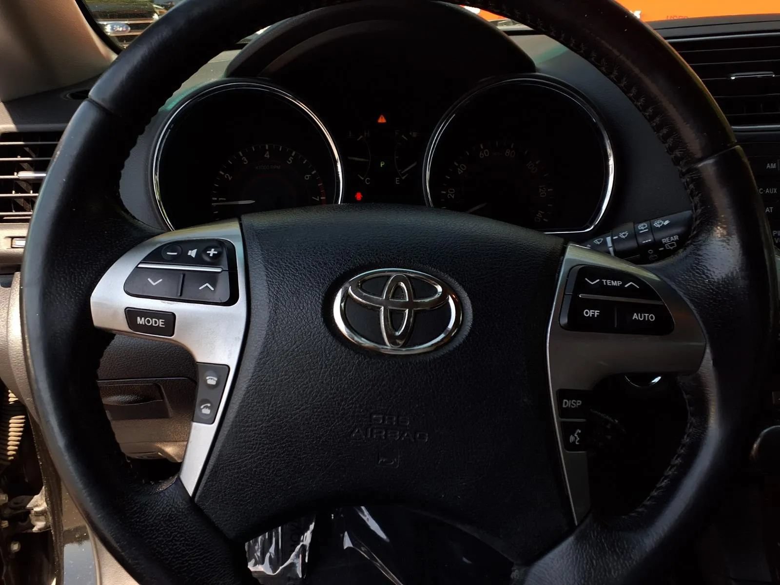 Used 2011 Toyota Highlander Limited w/ Tow Pkg AWD/4WD image 13