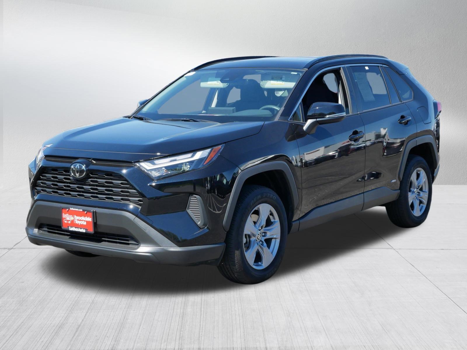 Certified 2025 Toyota RAV4 XLE w/ Convenience Package AWD/4WD image 3
