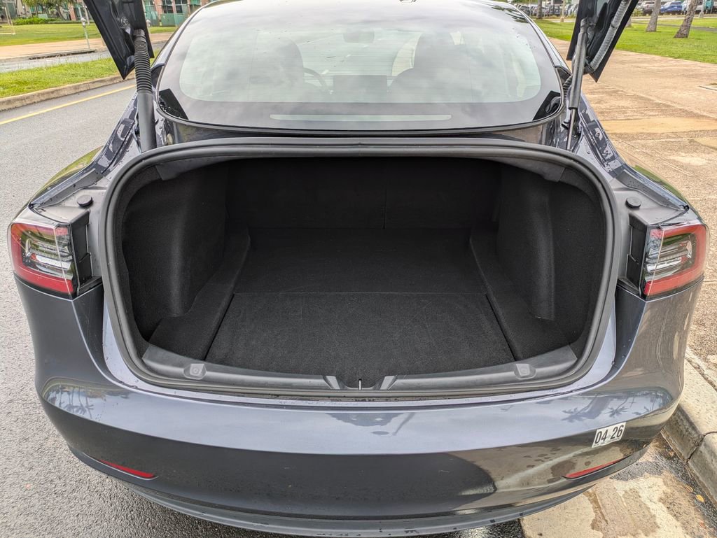 Used 2023 Tesla Model 3 Standard Range RWD image 8