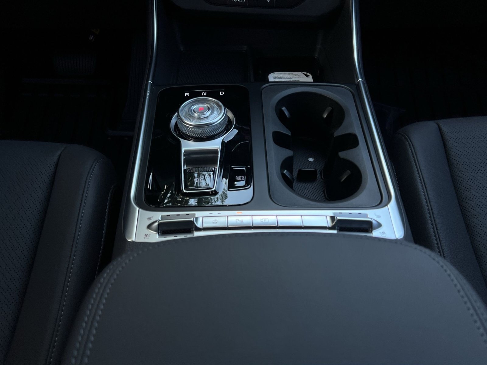 New 2027 Kia Carnival SX Prestige FWD image 29