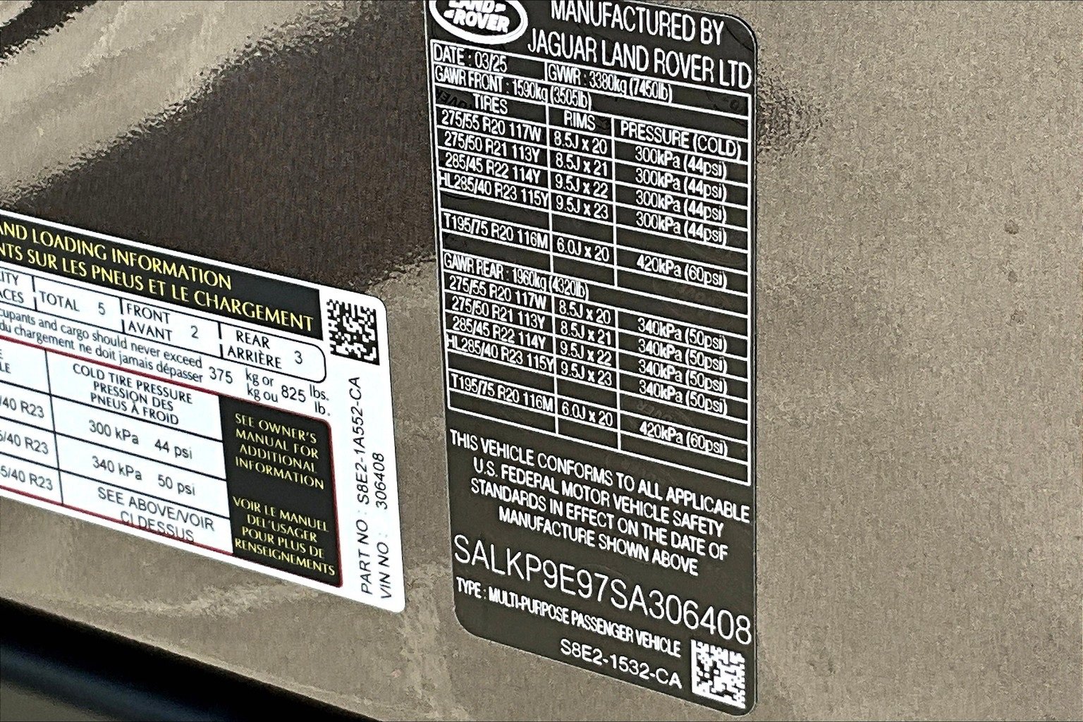 New 2025 Land Rover Range Rover SE image 13