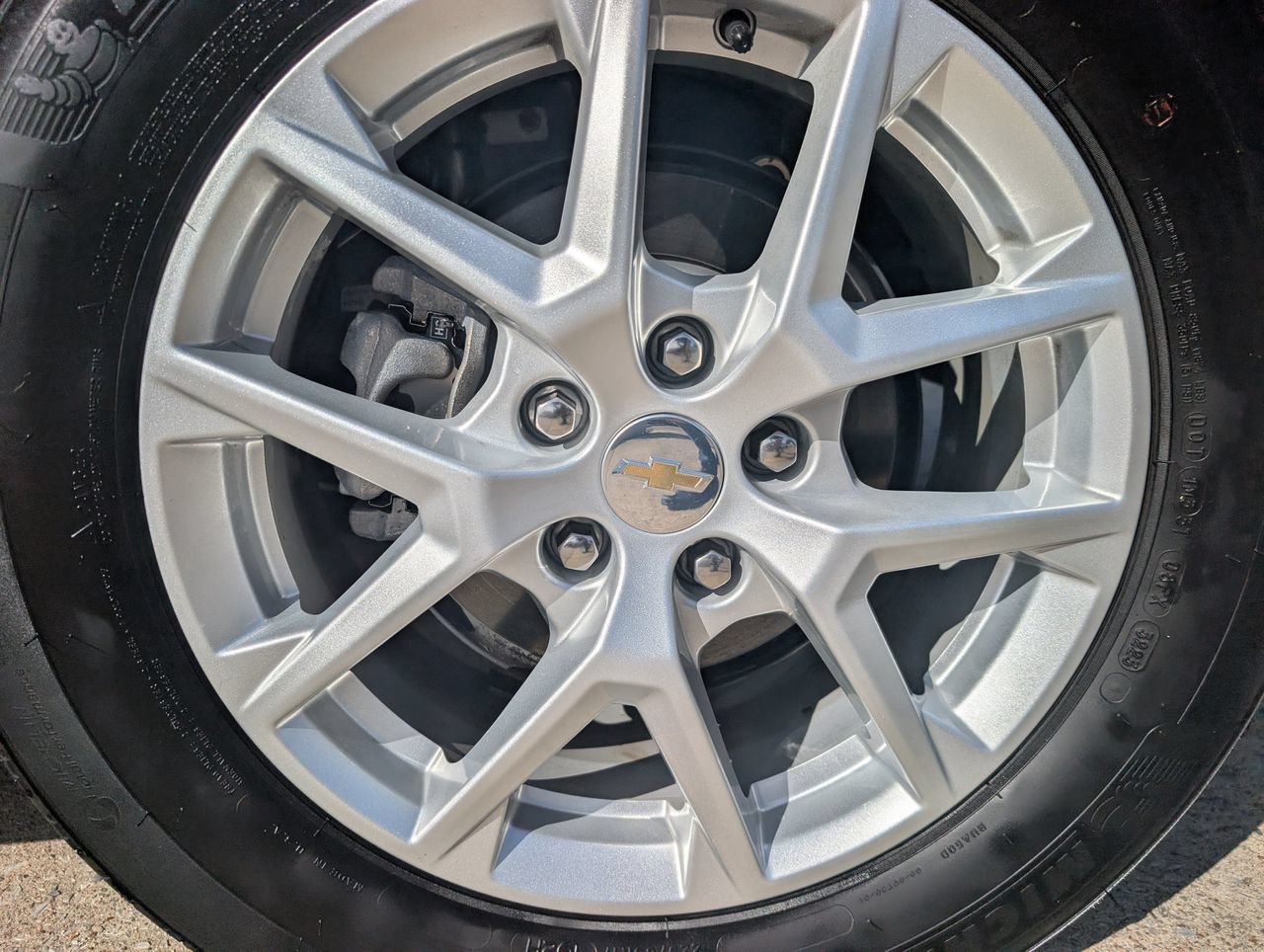 Used 2024 Chevrolet Equinox LT FWD image 7