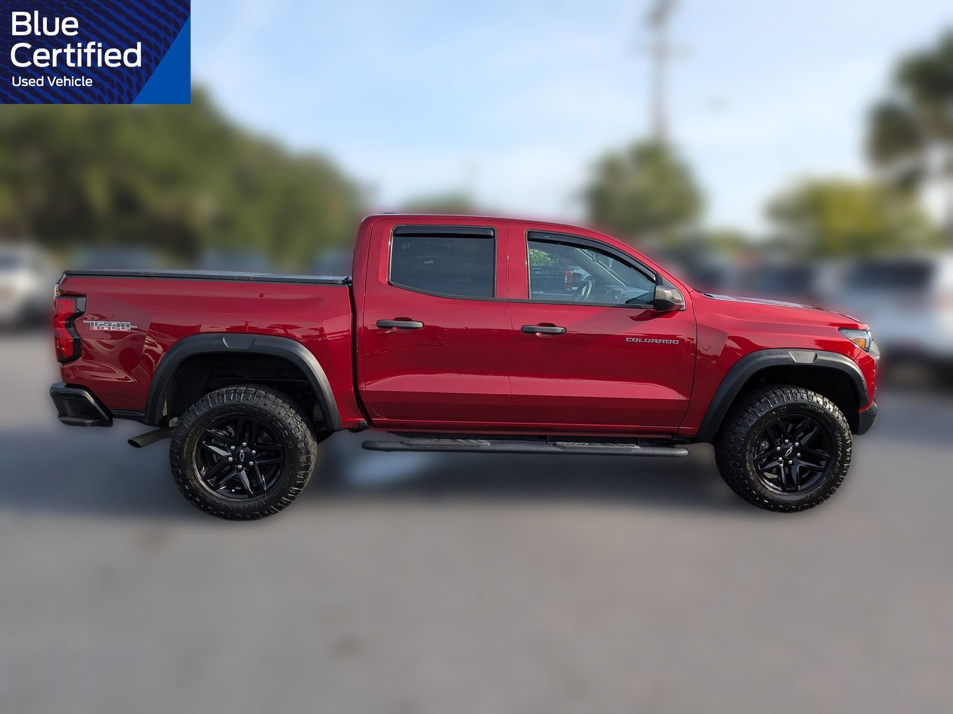Used 2023 Chevrolet Colorado Trail Boss w/ Advanced Trailering Package AWD/4WD image 3