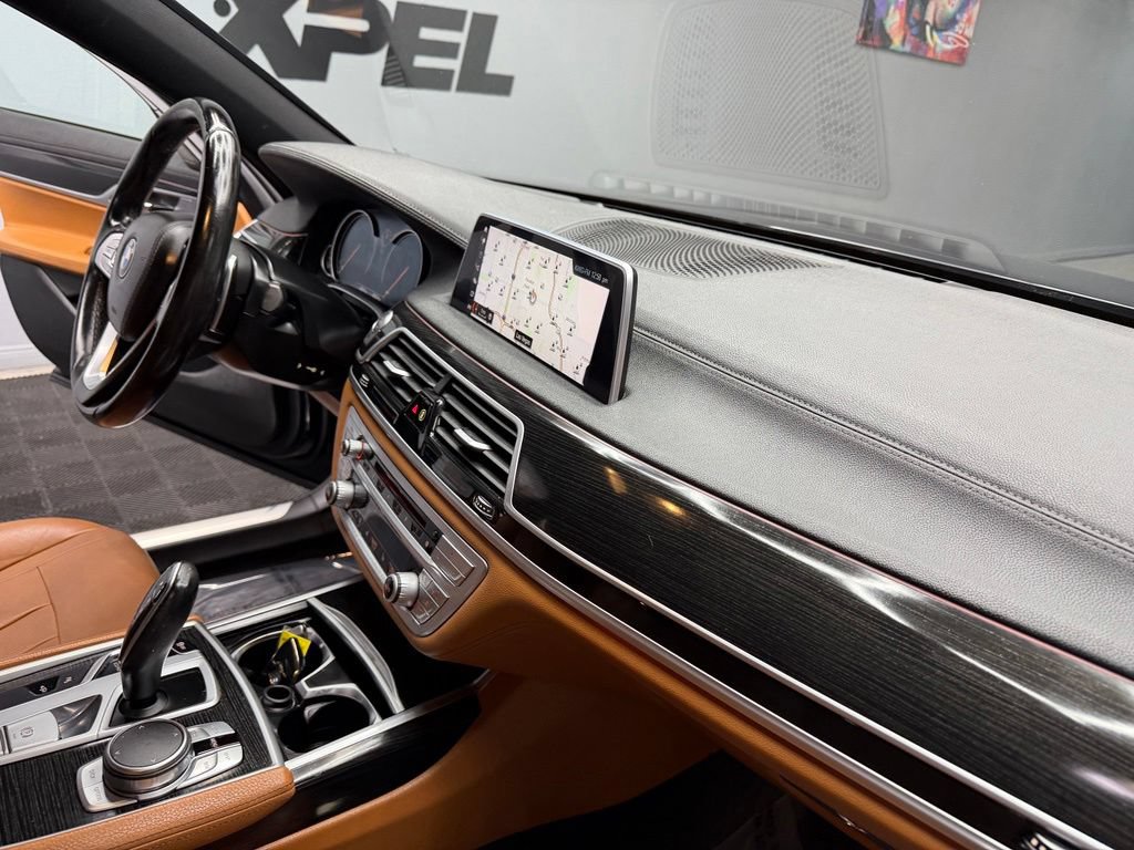 Used 2019 BMW 740i w/ M Sport Package RWD image 49