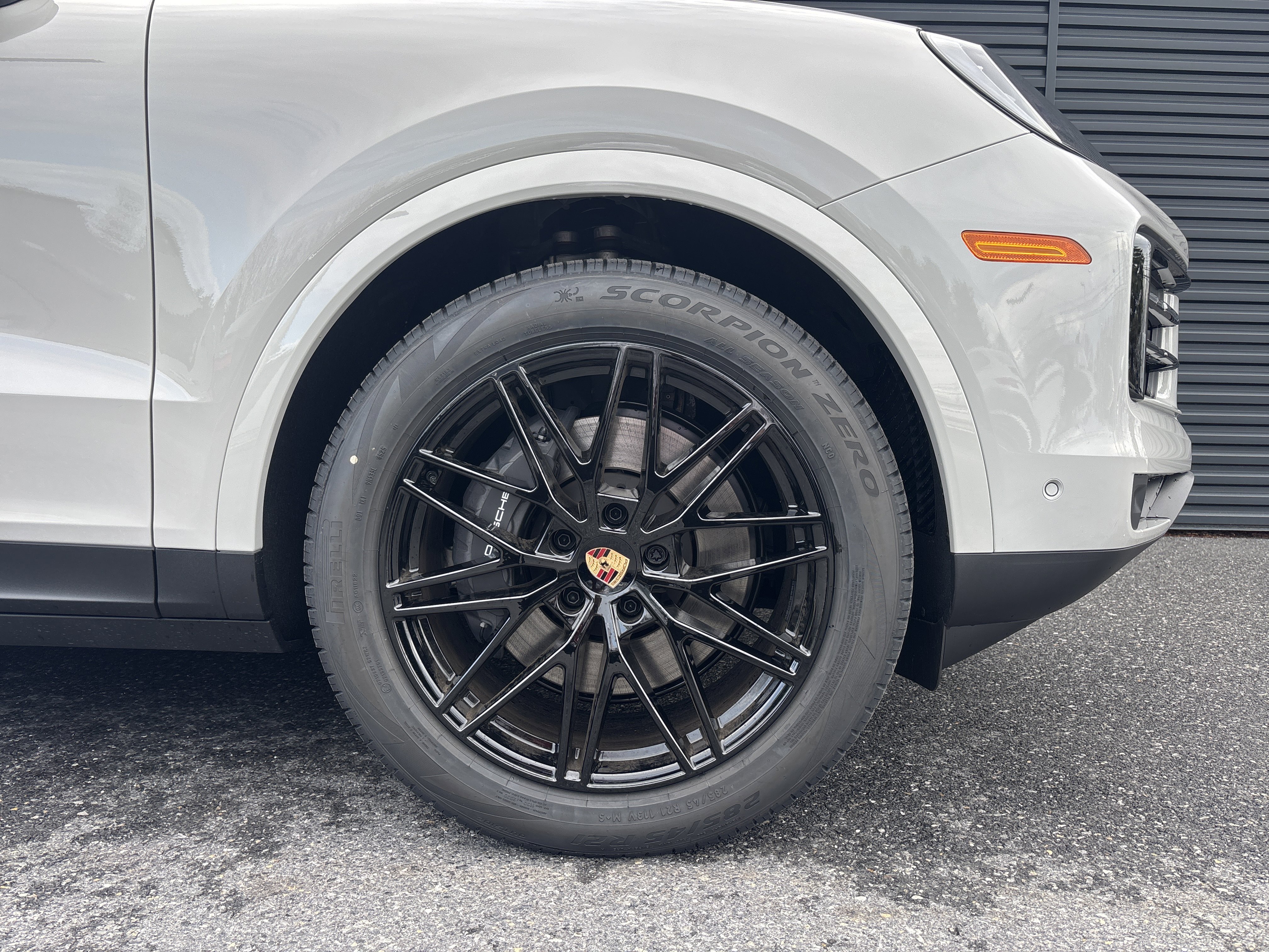 New 2026 Porsche Cayenne AWD/4WD image 9