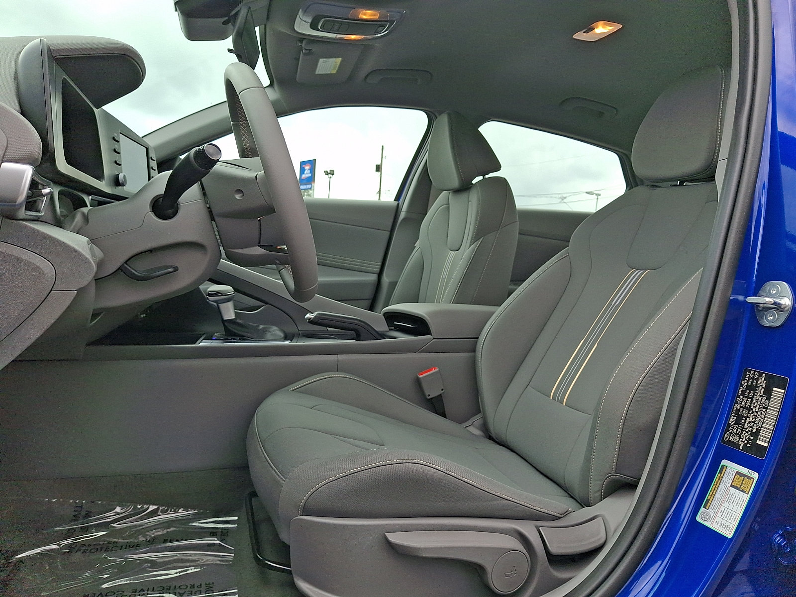 Used 2026 Hyundai Elantra Sport FWD image 13