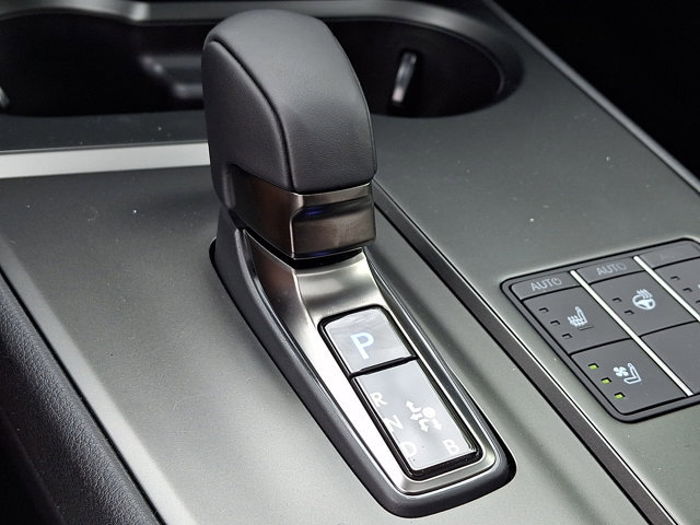 New 2026 Lexus UX 300h AWD image 10