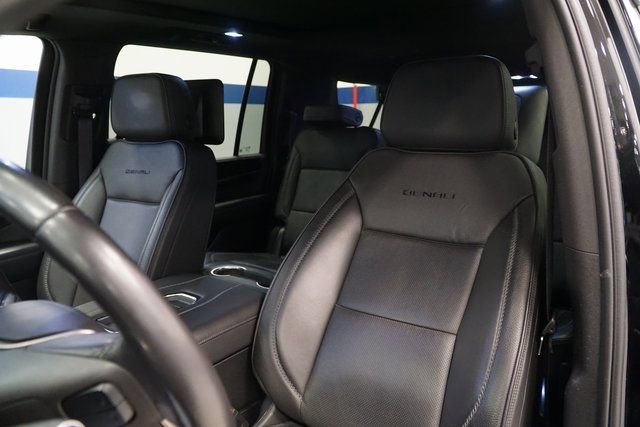 Used 2024 GMC Yukon XL Denali w/ Denali Reserve Package image 16