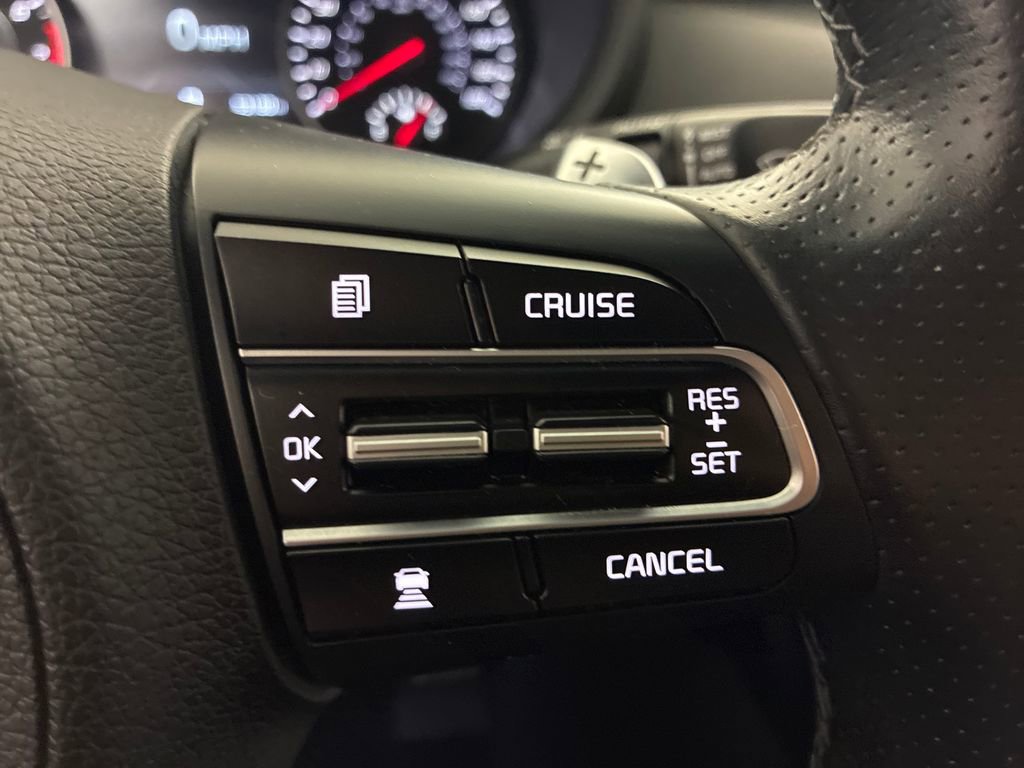 Used 2020 Kia Stinger GT1 image 17