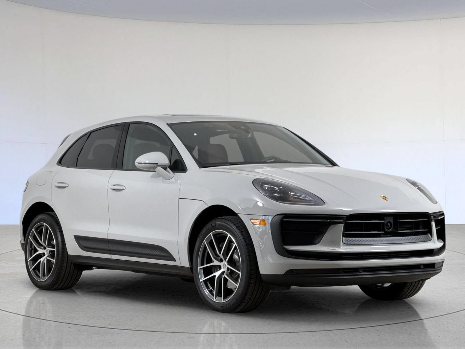 New 2026 Porsche Macan AWD/4WD image 10