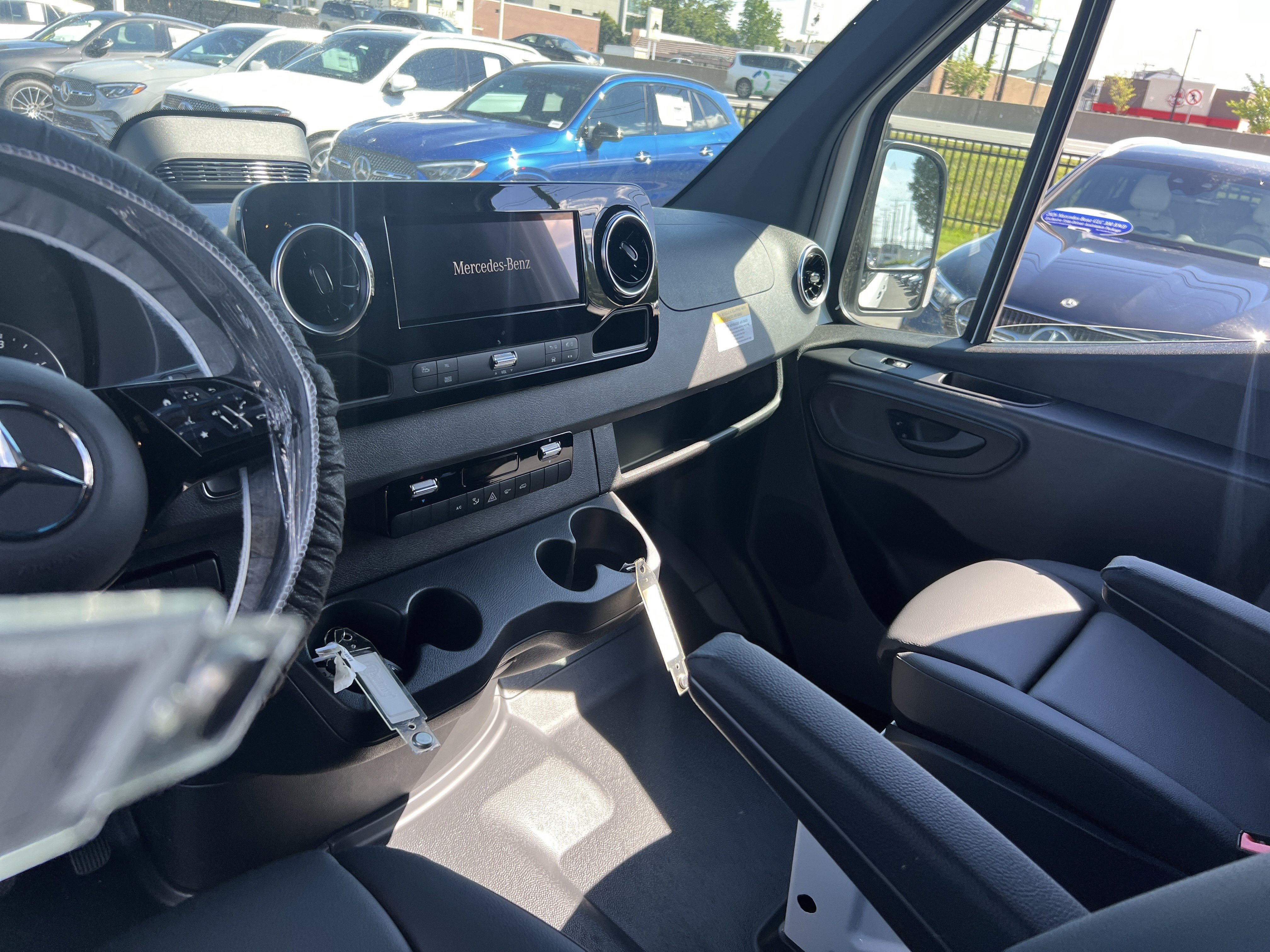 New 2026 Mercedes-Benz Sprinter 2500 image 17