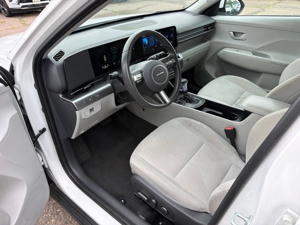Used 2025 Hyundai Kona SEL FWD image 10
