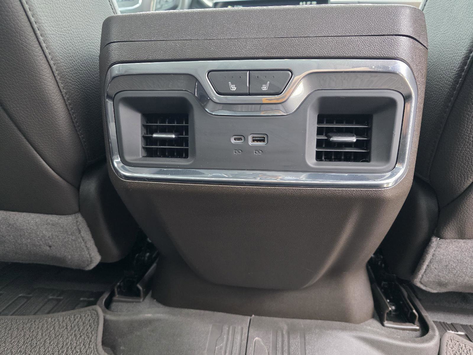 Used 2024 GMC Sierra 2500 Denali w/ Denali Reserve Package image 25