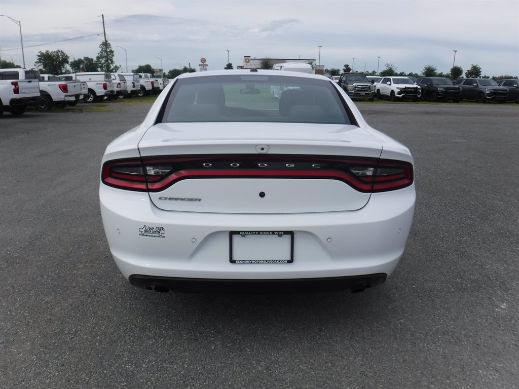 Used 2021 Dodge Charger Police RWD image 5