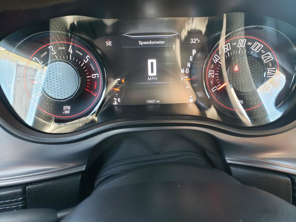 Used 2023 Dodge Challenger SXT w/ Plus Package image 23