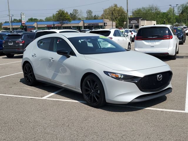 Used 2024 MAZDA MAZDA3 s FWD image 5
