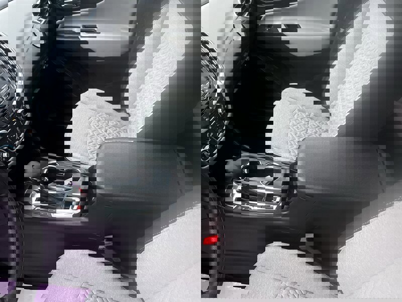 Used 2023 Chevrolet Equinox LS image 30