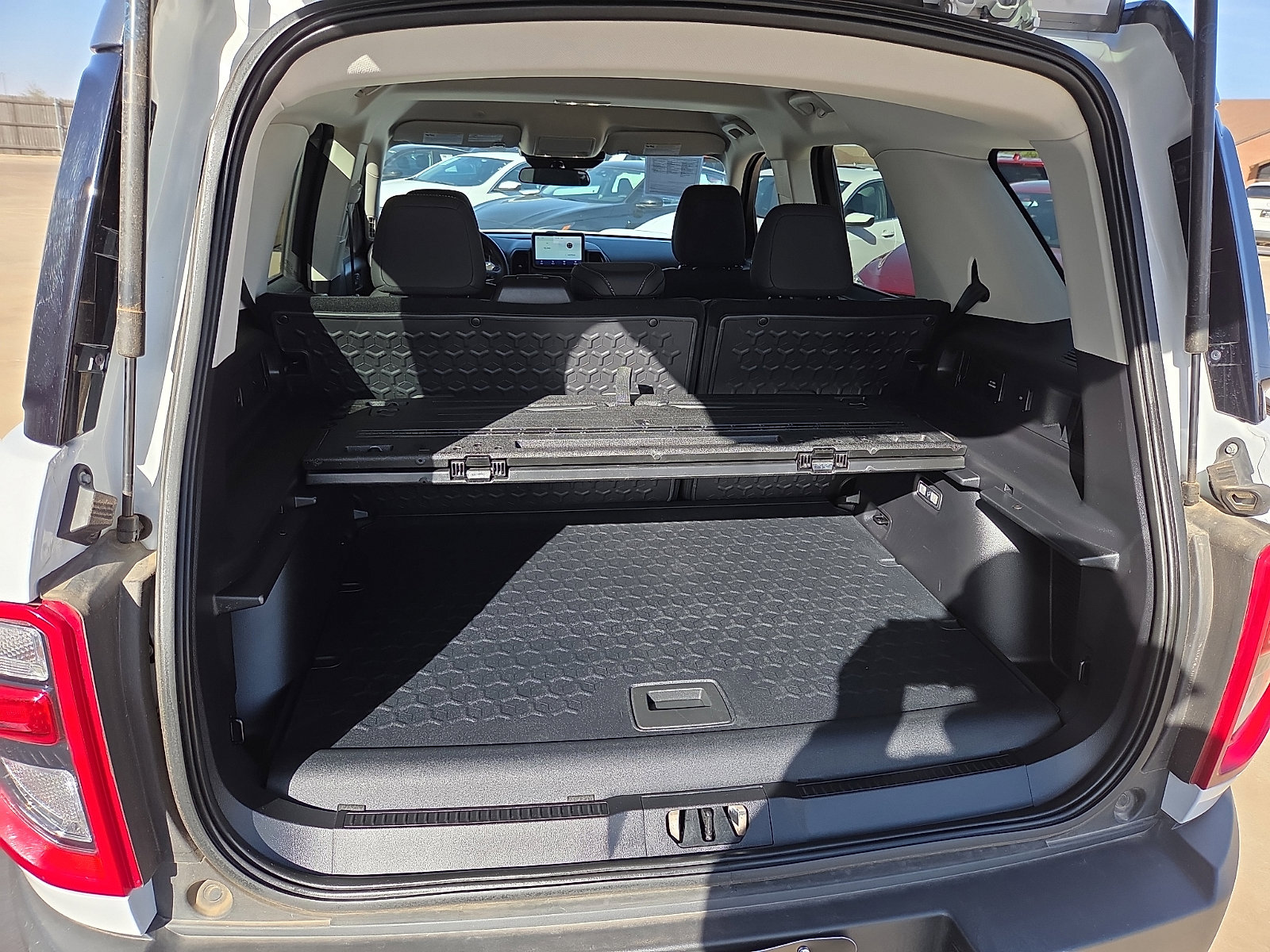 Used 2023 Ford Bronco Sport Badlands image 8