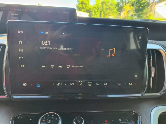 Certified 2025 Ford Expedition Platinum w/ Platinum Ultimate Package AWD/4WD image 22