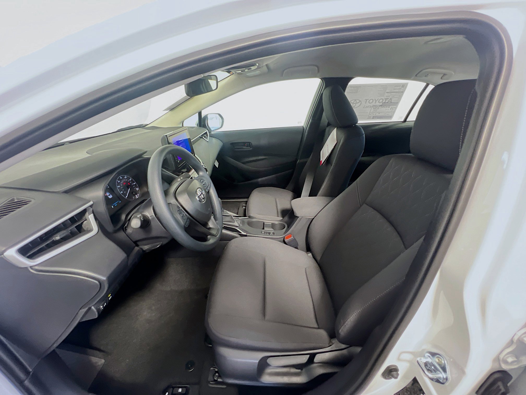 New 2025 Toyota Corolla LE image 14