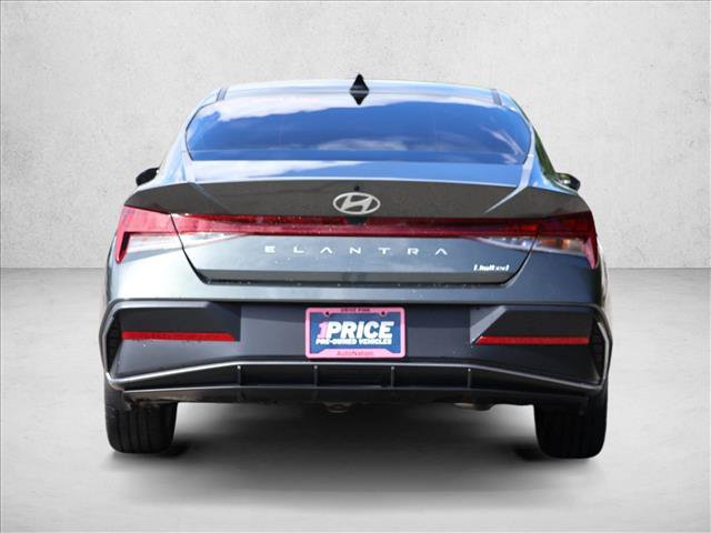 Used 2026 Hyundai Elantra Limited FWD image 6