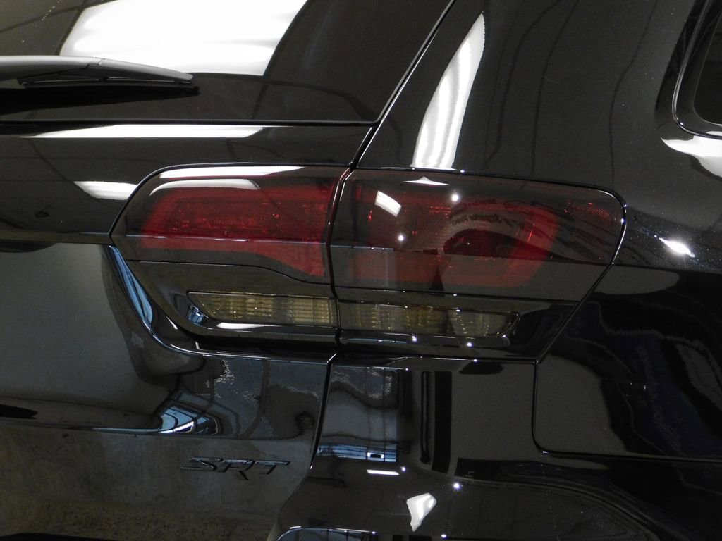 Used 2021 Jeep Grand Cherokee SRT image 85