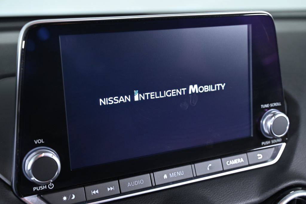 Certified 2024 Nissan Sentra SR FWD image 17