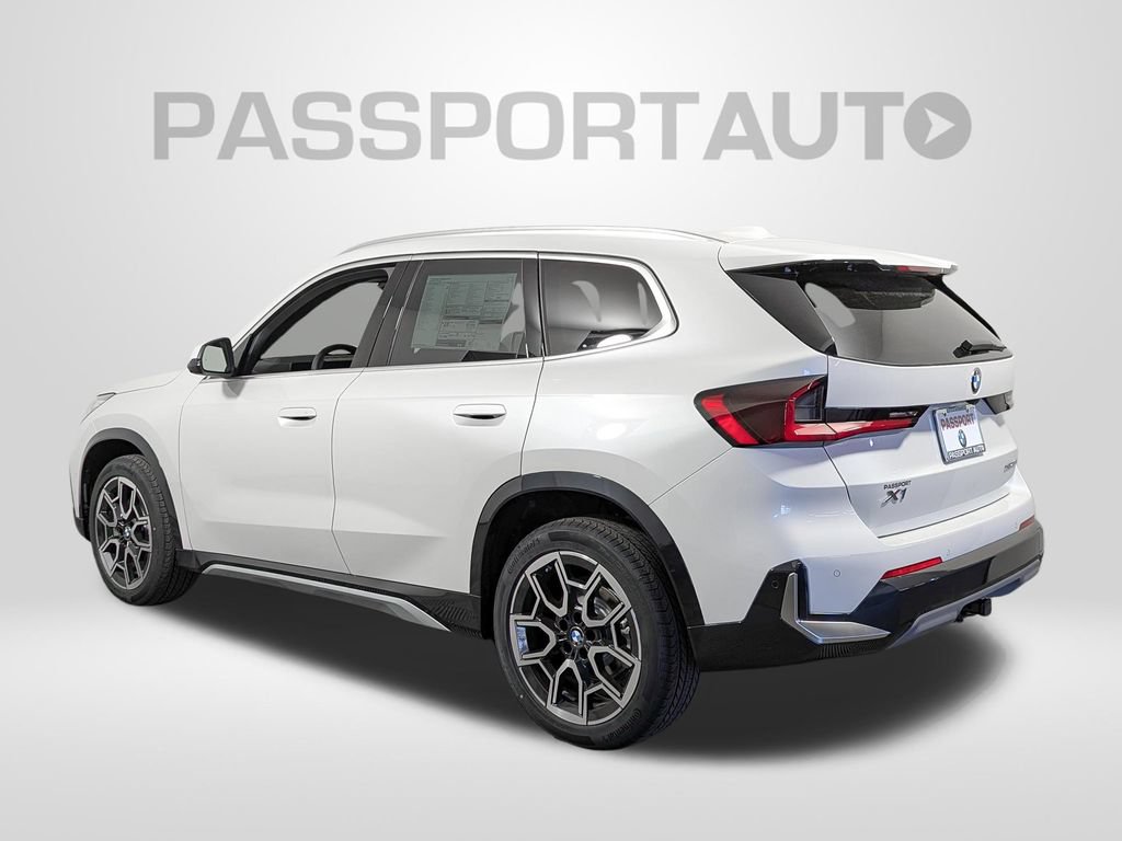 New 2026 BMW X1 xDrive28i w/ Technology Package AWD/4WD image 3