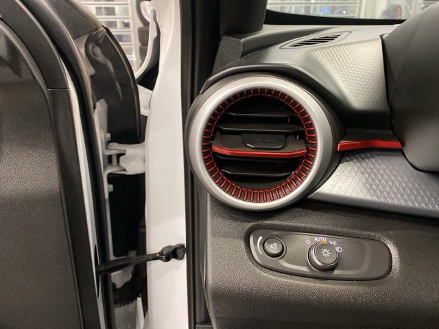 Used 2024 Chevrolet Trax RS w/ Driver Confidence Package image 13