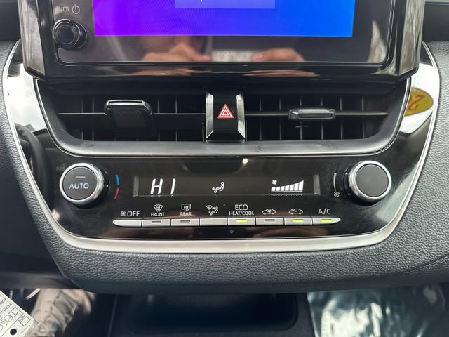 Certified 2025 Toyota Corolla LE image 33