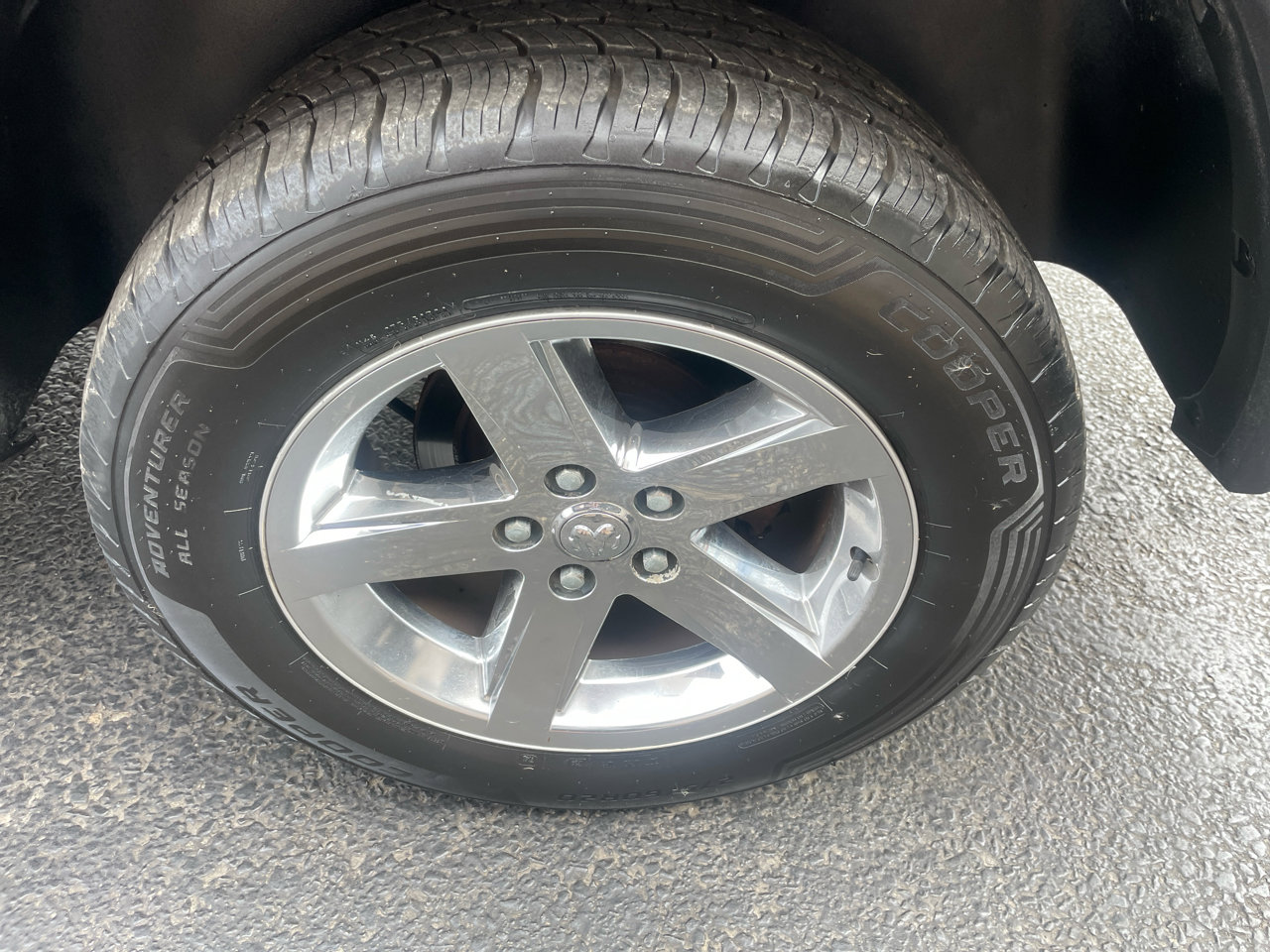 Used 2010 Dodge Ram 1500 Truck Sport image 16