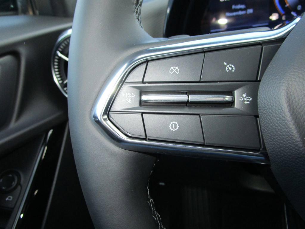 New 2026 Chevrolet Equinox LT w/ Convenience Package II FWD image 31