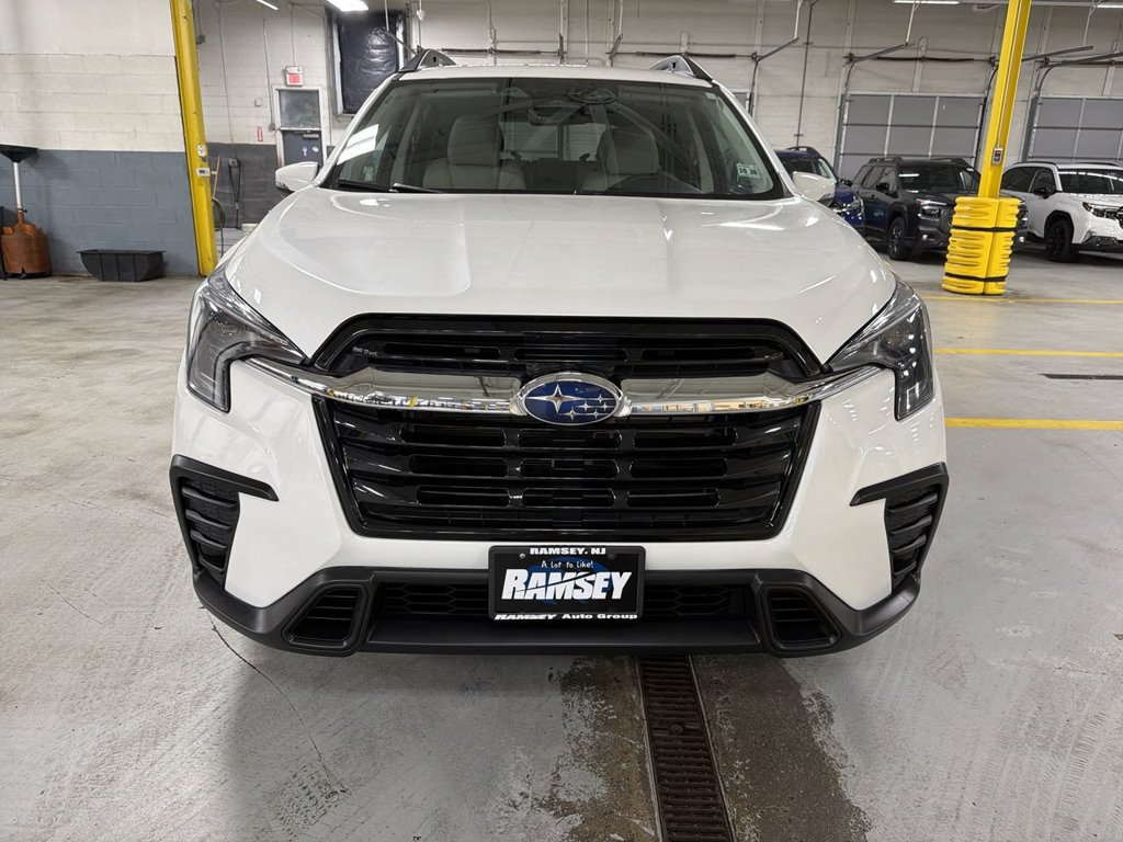 Certified 2023 Subaru Ascent Premium w/ Convenience Package AWD/4WD image 3