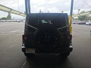 Used 2025 Jeep Wrangler Unlimited Sahara AWD/4WD image 5