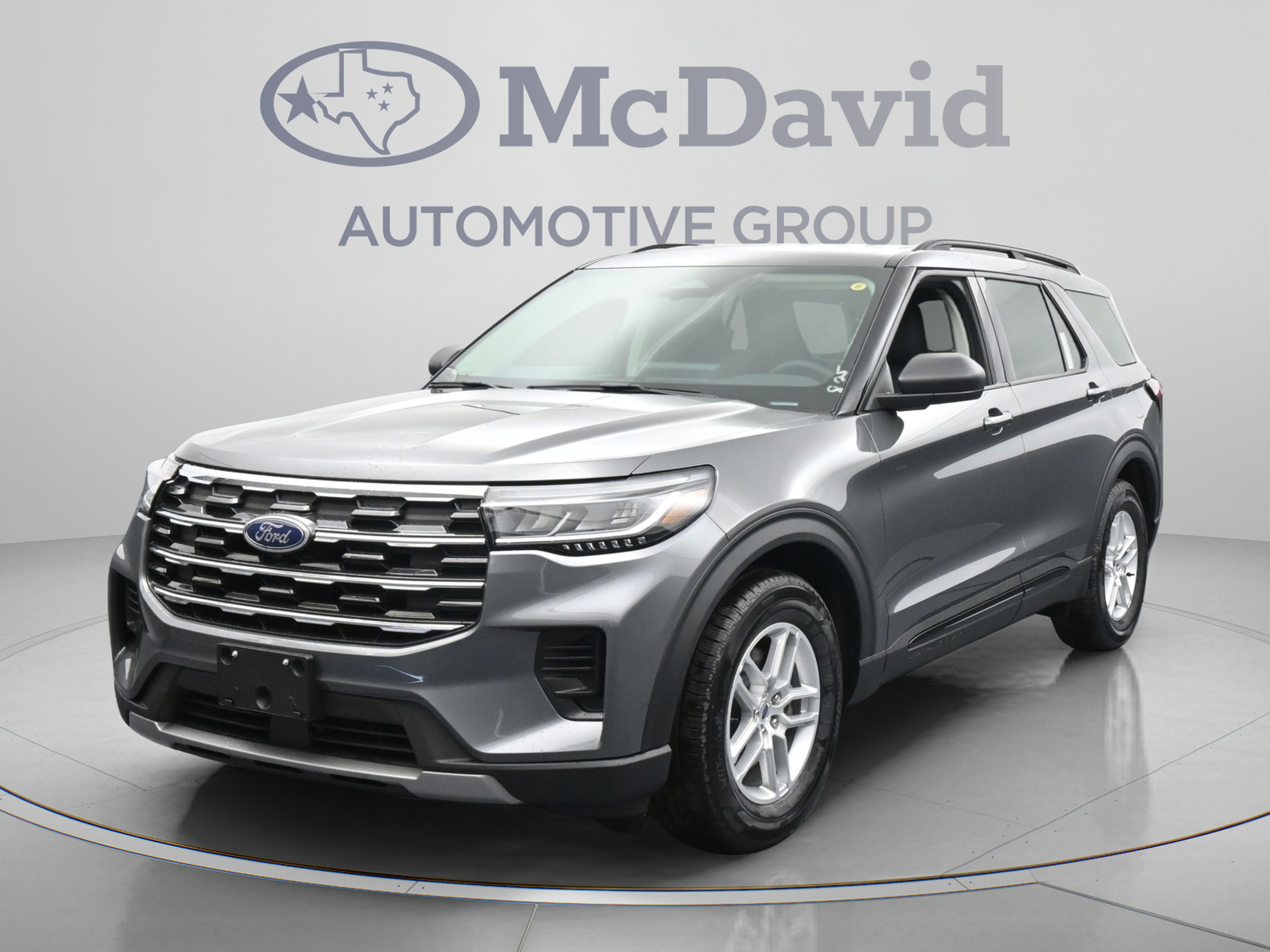 New 2026 Ford Explorer Active RWD image 4