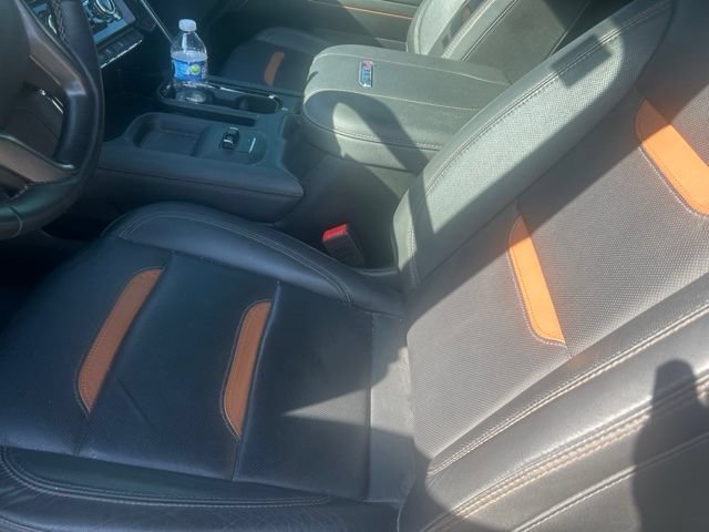 Used 2024 GMC Sierra 2500 AT4 w/ AT4 Premium Plus Package AWD/4WD image 4