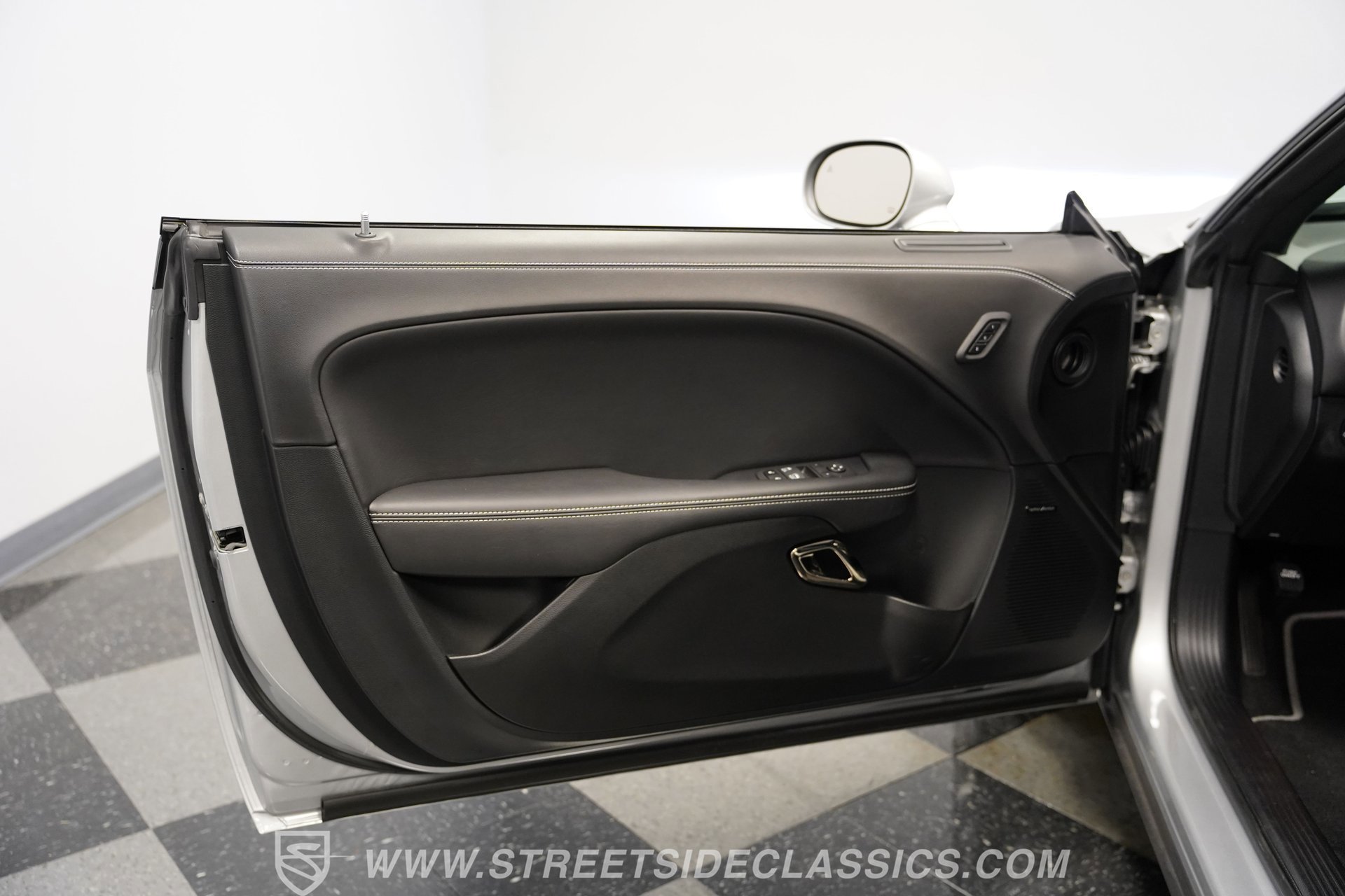 Used 2023 Dodge Challenger SRT Hellcat RWD image 38
