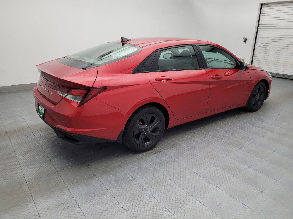 Used 2023 Hyundai Elantra SEL FWD image 10