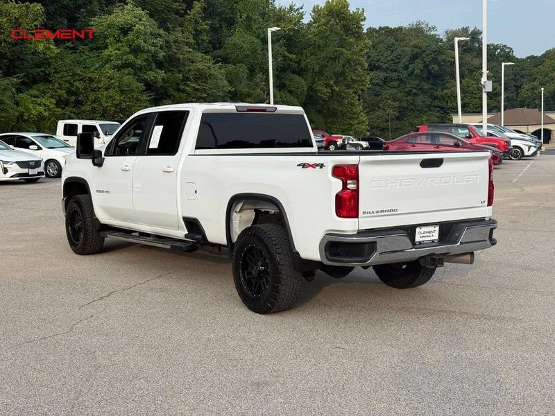 Used 2024 Chevrolet Silverado 2500 LT AWD/4WD image 3