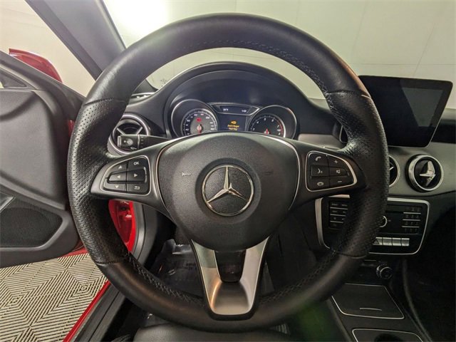 Used 2019 Mercedes-Benz CLA 250 4MATIC image 17